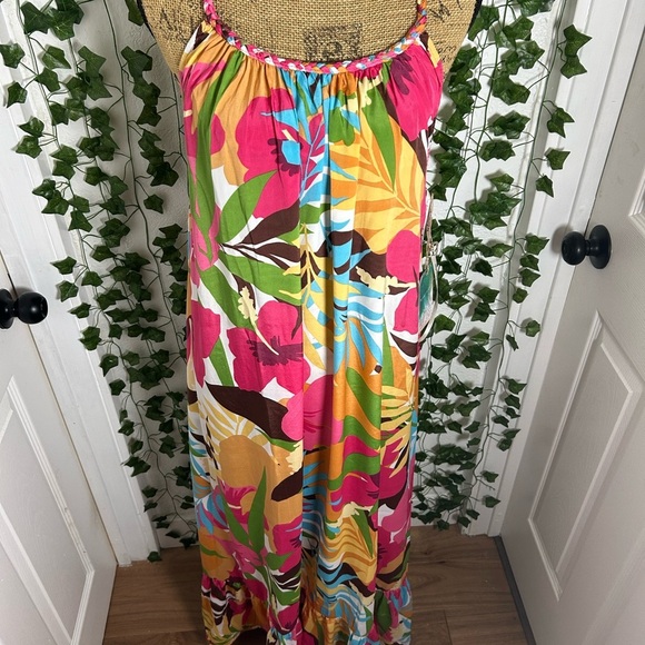 Dresses & Skirts - True Destinations Vibrant Floral Dress